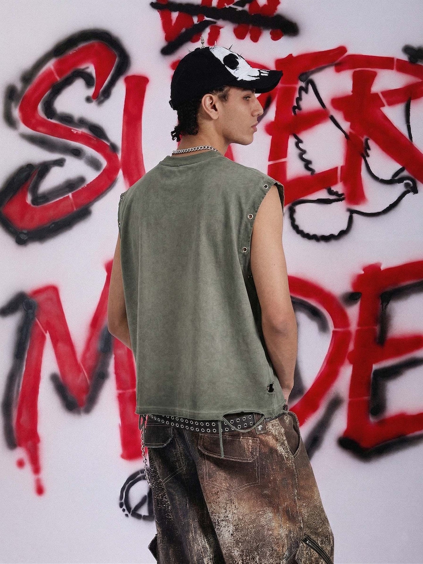 Distressed SUPM.CO Soccer Graphic Sleeveless T-Shirt