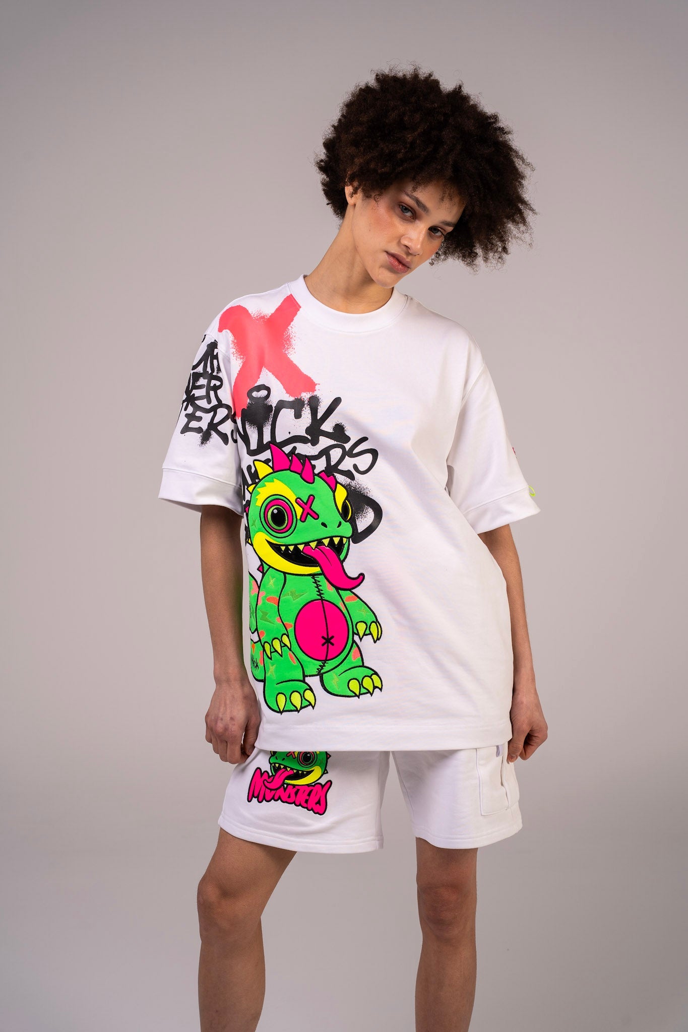 Chameleon T-shirt Spray White