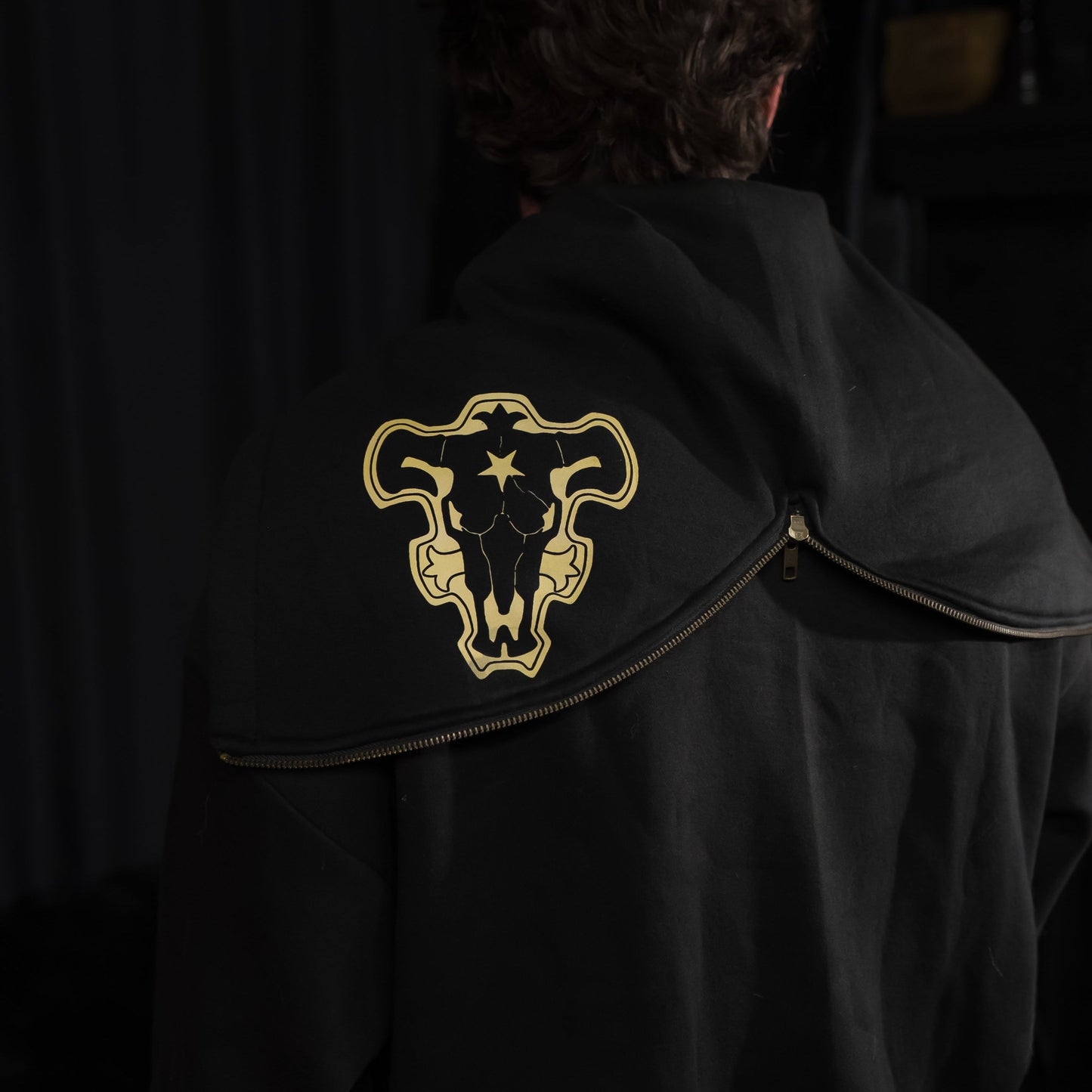 BLACK BULLS CLOAK HOODIE